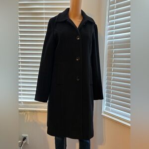 Classic Women's Elegant Coat Small